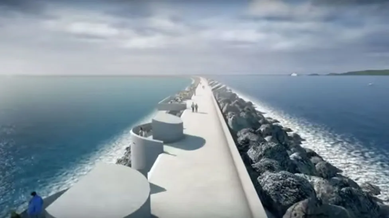 Swansea tidal lagoon: ‘Substantial’ offer from Carwyn Jones